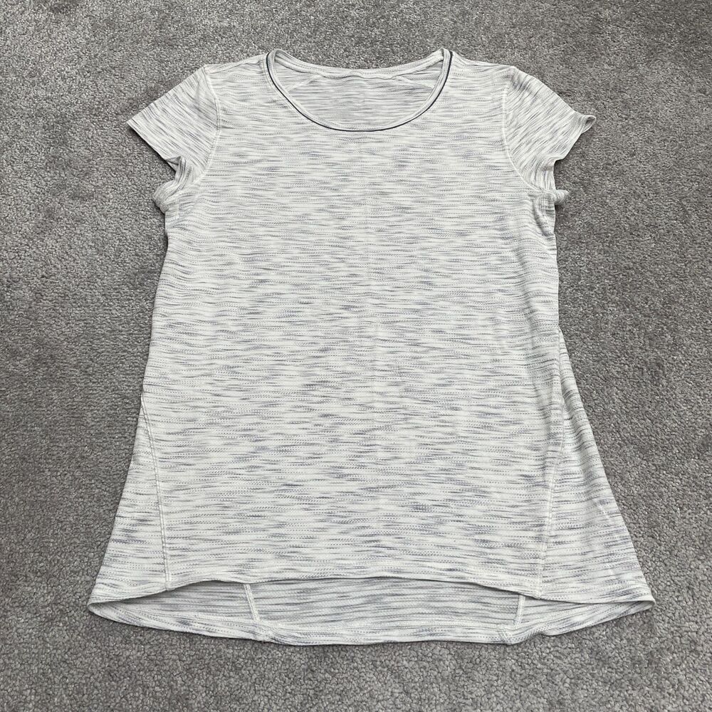 Lululemon Active T-Shirt Womens 6 Gray Round Neck Short Sleeve Casual Active Tee